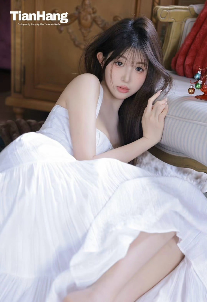 曲婉婷患癌消息震惊娱乐圈，消失已久的她再次成为焦点
